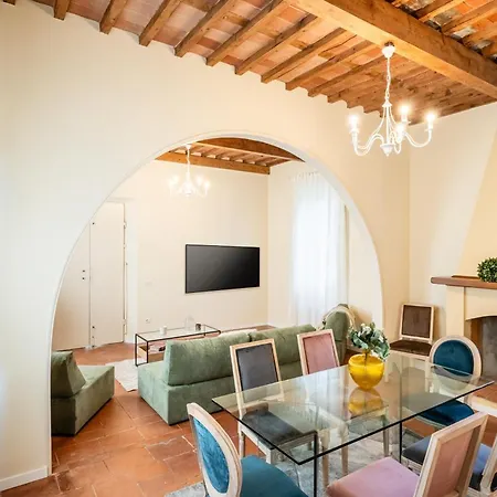 Villa Il Gufo With Swimming Pool Montecarlo